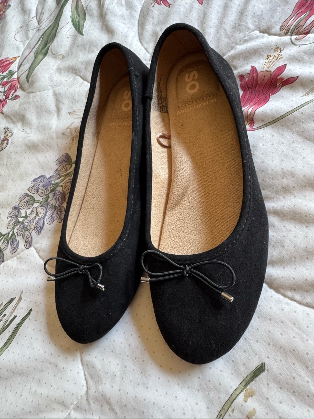 SO Black Suede-Look Ballet Flats with Bow Accent